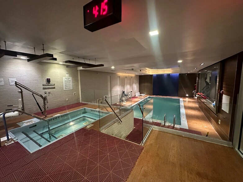 More Photos Of 300 Schermerhorn St, Brooklyn Hotel For Lease