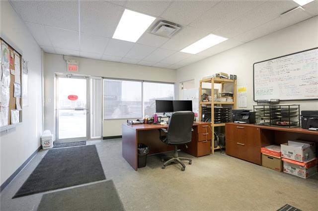 More Photos Of 380 Mackenzie Blvd, Fort McMurray Warehouse For Lease