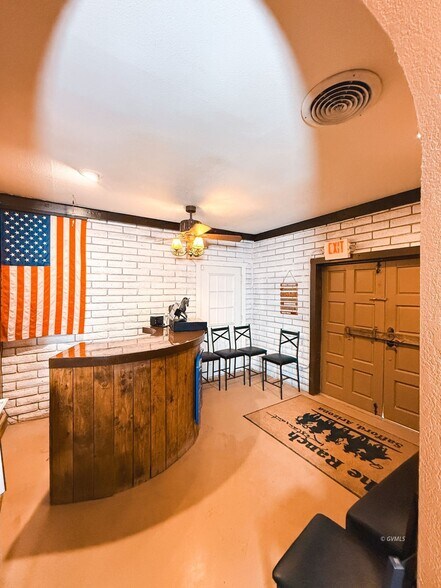 More Photos Of 4369 S US Highway 191, Safford Restaurant For Sale