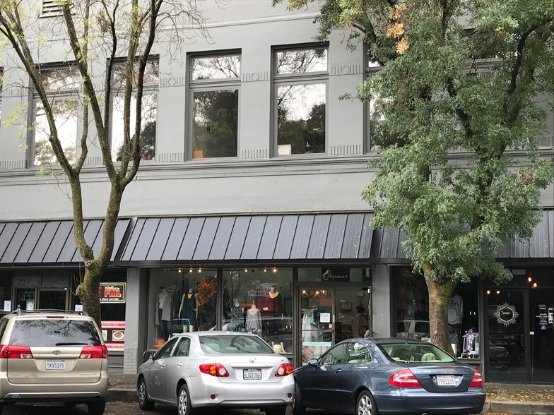 More Photos Of 221-227 G St, Davis Storefront Retail Office For Lease