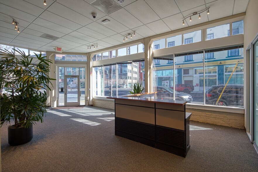 More Photos Of 651 Thomas L Berkley Way, Oakland Office For Sale