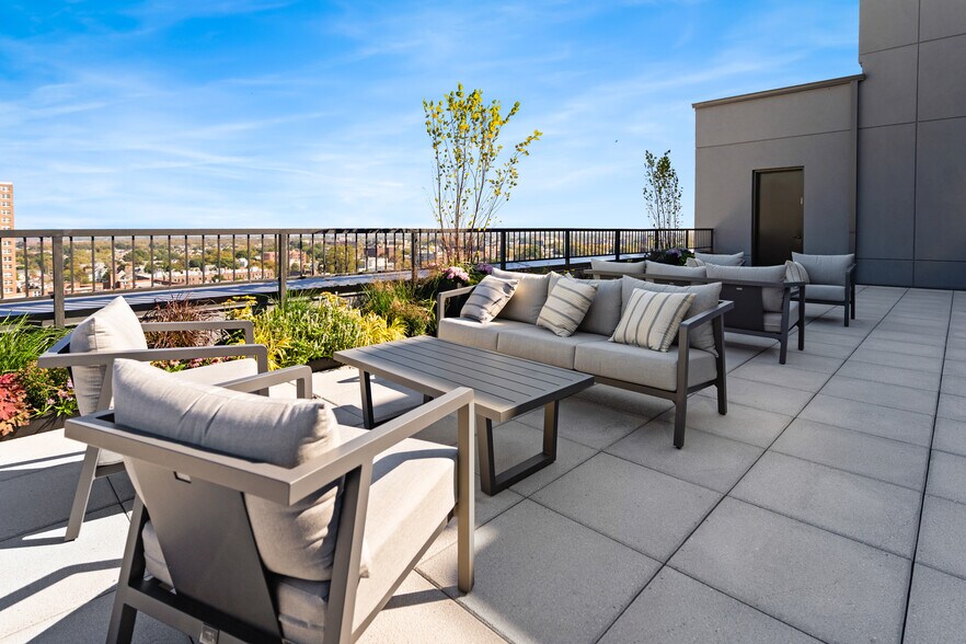 More Photos Of 2255 Nostrand Ave, Brooklyn Office For Lease