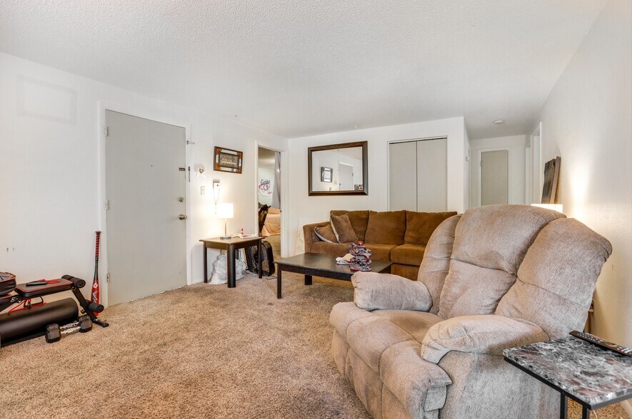 More Photos Of 1285 Ammons St, Lakewood Apartments For Sale