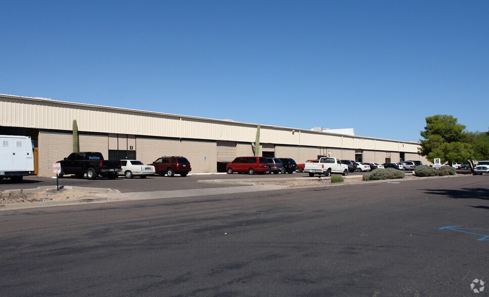 More Photos Of 3230 E Roeser Rd, Phoenix Unknown For Lease