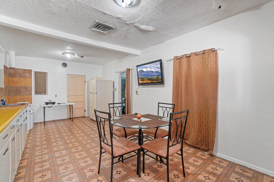 More Photos Of 10104 Socorro Rd, El Paso Storefront Retail Residential For Sale