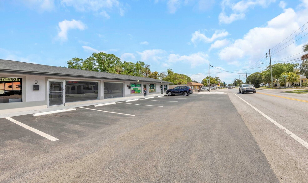 More Photos Of 6219 Massachusetts Ave, New Port Richey Freestanding For Sale