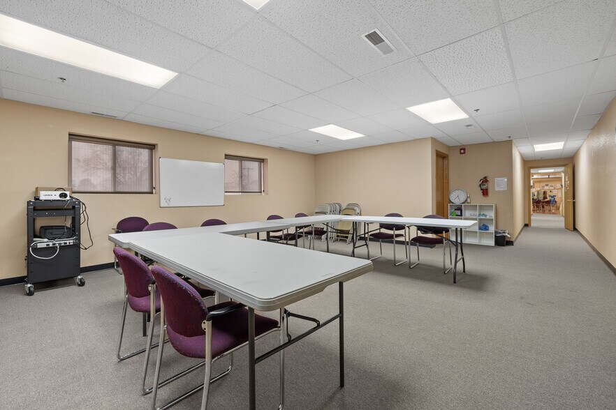 More Photos Of 1202 E St. Francis St, Rapid City Warehouse For Sale