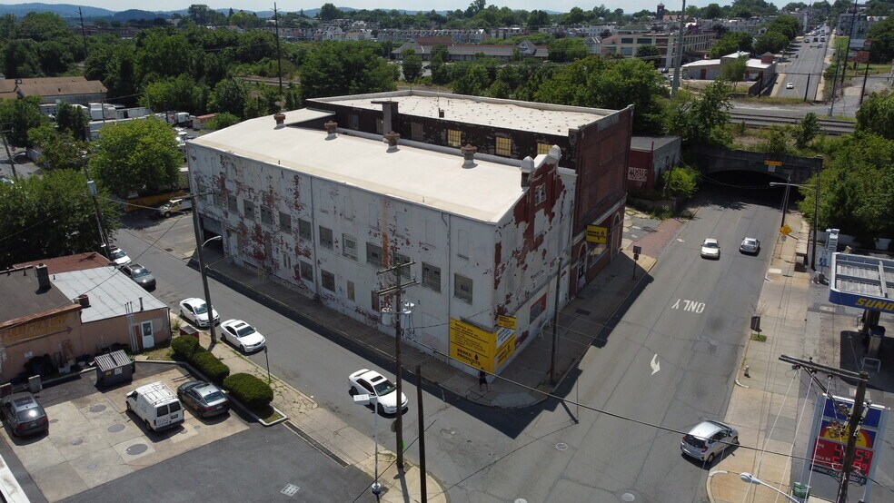 More Photos Of 722 Spring St, Reading Manufacturing For Sale