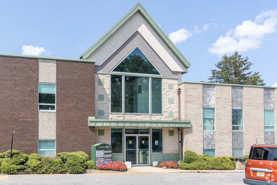 More Photos Of 310 Main St, Toms River Medical For Lease