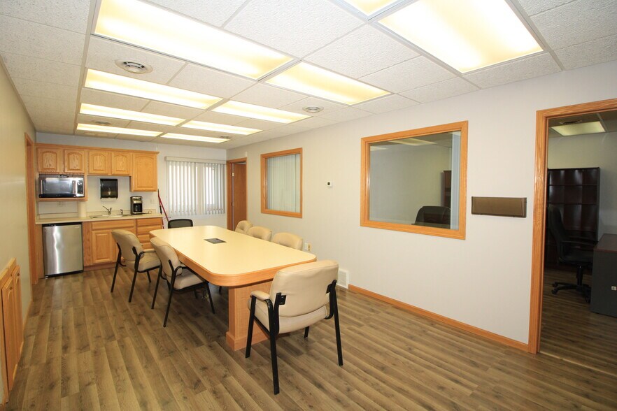 More Photos Of 6008 Highway 2 E, Minot Showroom For Sale