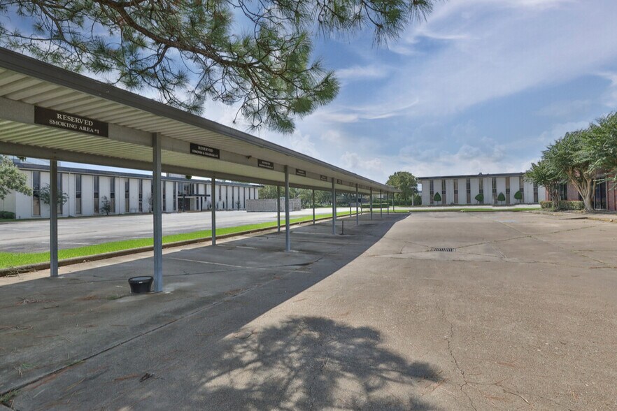 More Photos Of 16850 Diana Ln, Houston Loft Creative Space For Sale