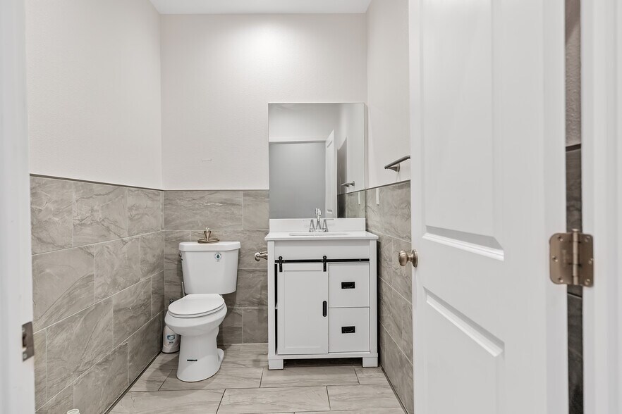 More Photos Of 8452 Katella Ave, Stanton Industrial For Sale