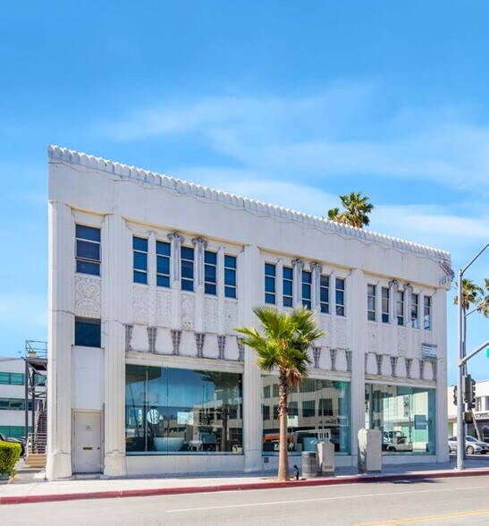 More Photos Of 8800 Wilshire Blvd, Beverly Hills Office For Lease
