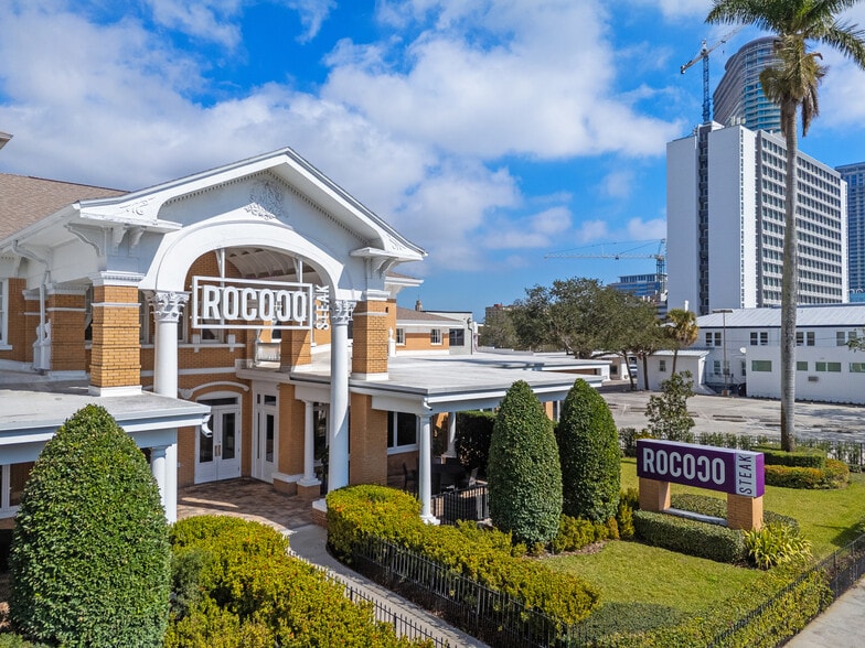 More Photos Of 655 2nd Ave S, Saint Petersburg Restaurant For Sale