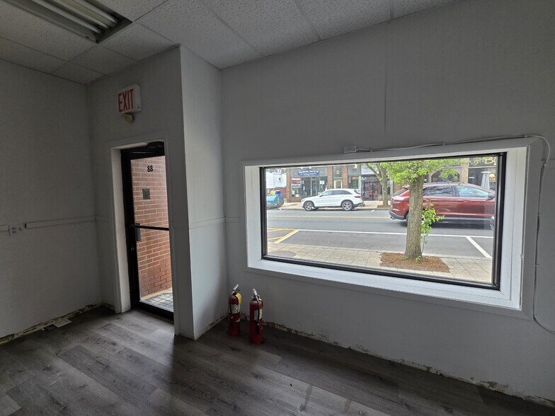 More Photos Of 88 Main St, Madison Freestanding For Sale