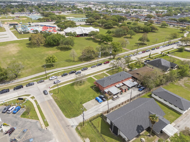 More Photos Of 2816 Lafferty Rd, Pasadena Apartments For Sale