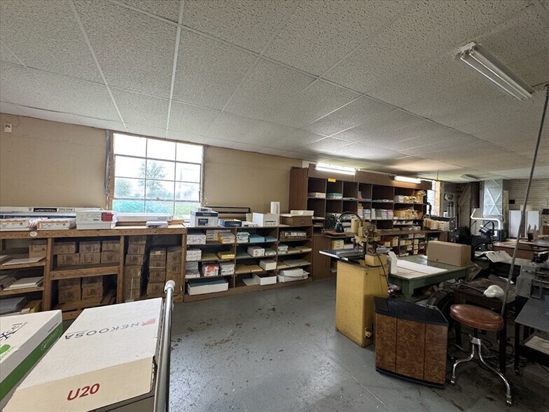 More Photos Of 51 S Rubey St, Macon General Retail For Sale
