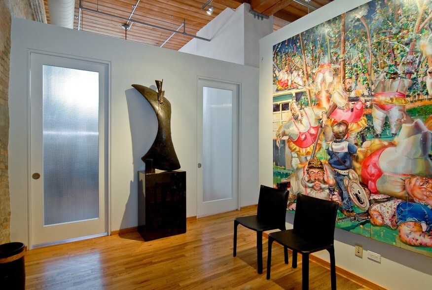 More Photos Of 1327 W Washington Blvd, Chicago Loft Creative Space For Lease