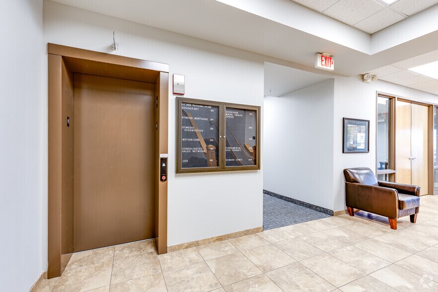 More Photos Of 5985 Rice Creek Pky, Shoreview Office For Lease