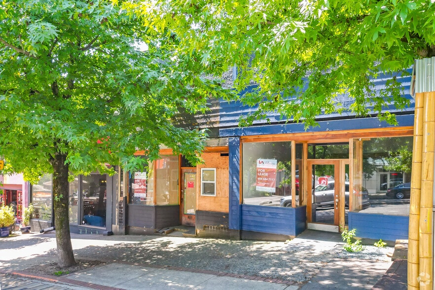 Primary Photo Of 13 Lonsdale Ave, North Vancouver Restaurant For Lease