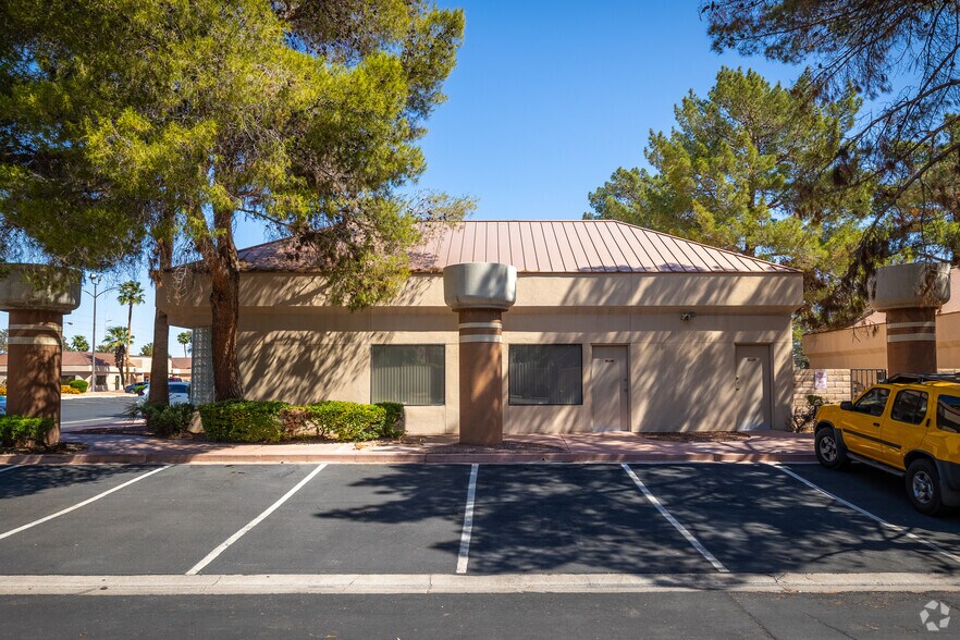 More Photos Of 4530 S Eastern Ave, Las Vegas Unknown For Lease