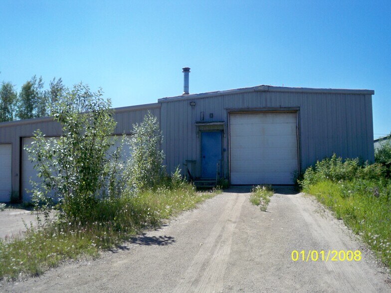 More Photos Of 399 Helmericks Ave, Fairbanks Flex For Lease