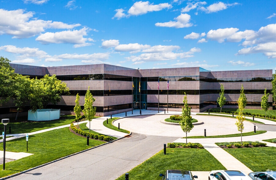 More Photos Of 135 Route 202/206, Bedminster Office For Lease