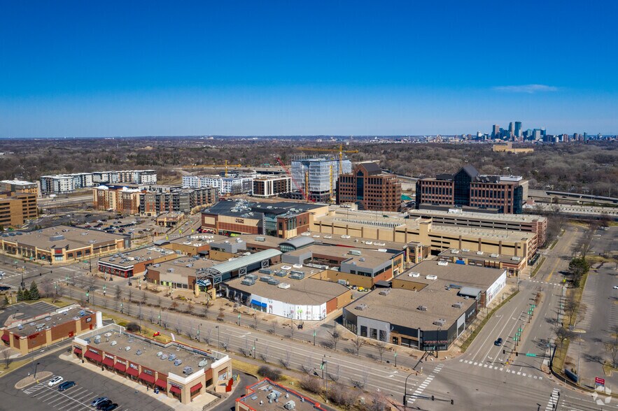 More Photos Of 1620-1670 West End Blvd, Saint Louis Park Unknown For Lease