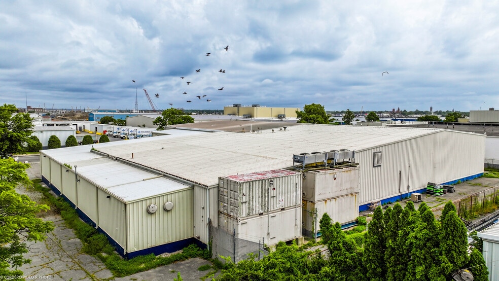 More Photos Of 86 Macarthur Dr, New Bedford Warehouse For Sale