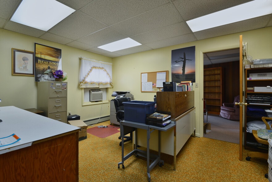 More Photos Of 1219 Second St, Radford Religious Facility For Sale