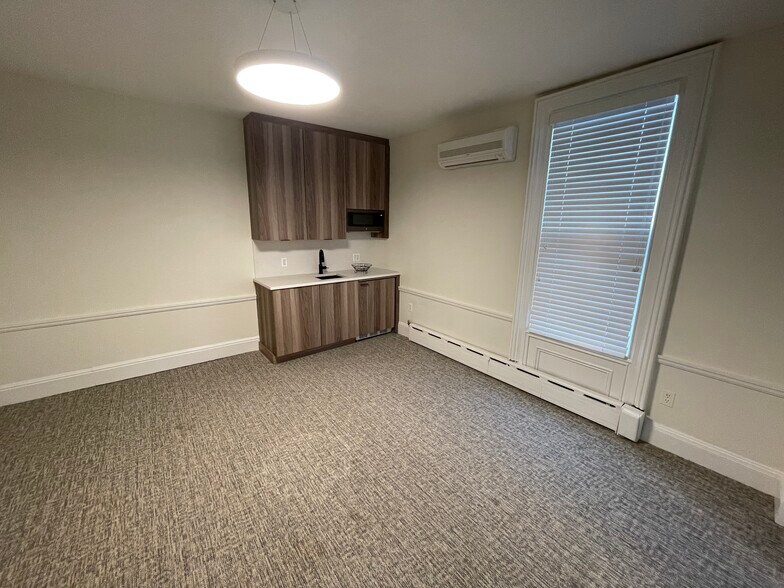 More Photos Of 25 N Fullerton Ave, Montclair Office Residential For Lease