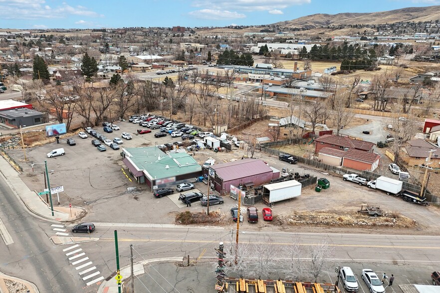 More Photos Of 15970 S Golden Rd, Golden Auto Dealership For Sale