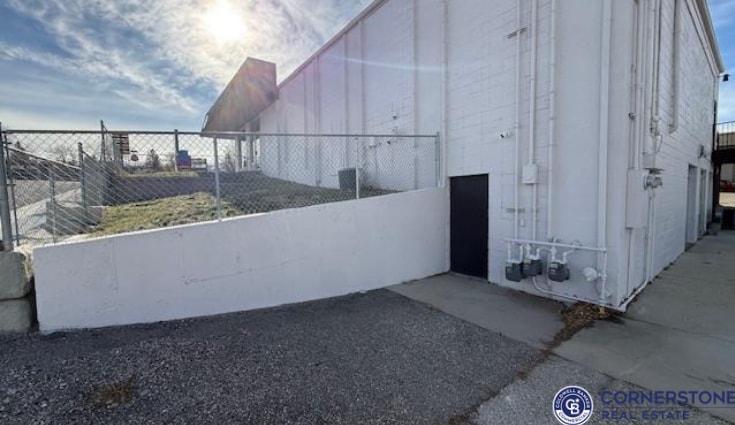 More Photos Of 1944 Cy Ave, Casper Storefront Retail Office For Sale