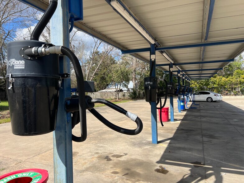 More Photos Of 1513 Rice Ave, Dublin Carwash For Sale