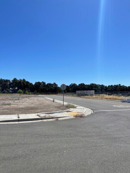 More Photos Of Independence Pl @ West Liberty Road, Gridley Land For Sale