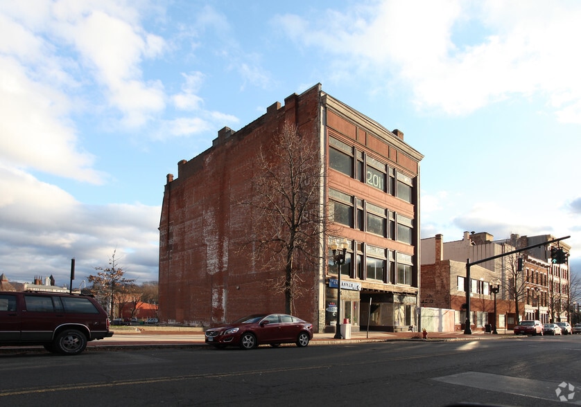 More Photos Of 21-23 Colony St, Meriden Office For Lease