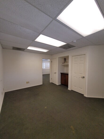 More Photos Of 220 E Clark Ave, Santa Maria Office For Lease