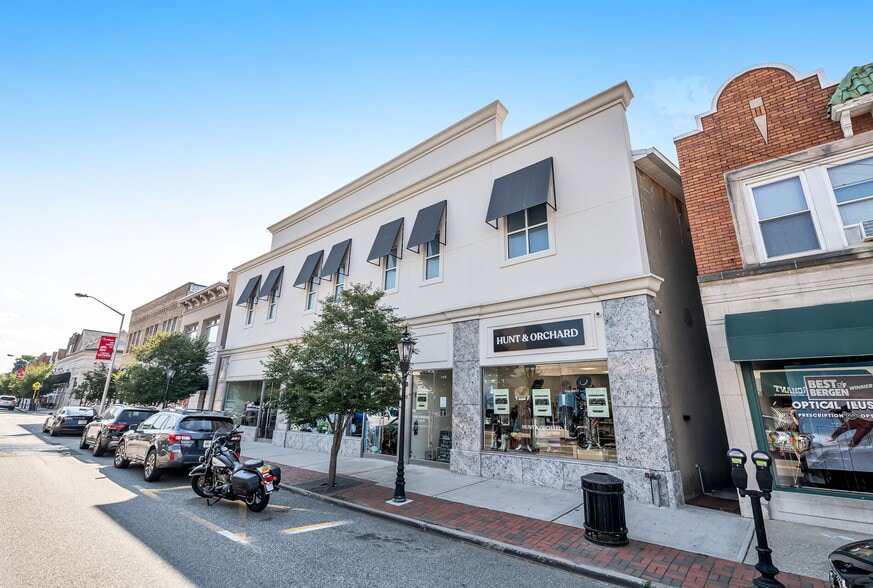 More Photos Of 146 Westwood Ave, Westwood Storefront For Lease