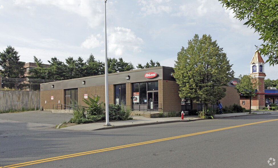 More Photos Of 14 State St, Lynn Freestanding For Lease