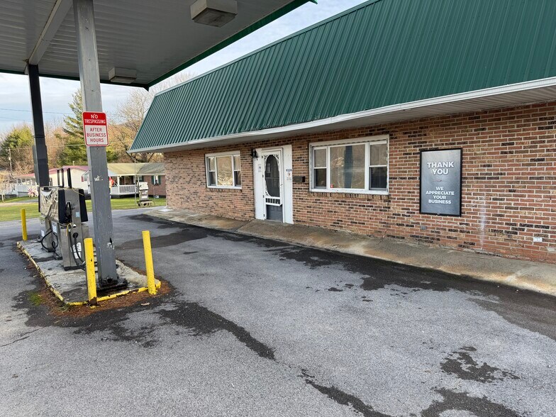 More Photos Of 116 Clear Fork Rd, Tazewell Convenience Store For Sale