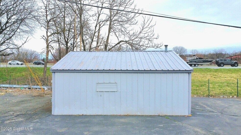 More Photos Of 1904 Broadway, Watervliet Auto Dealership For Sale