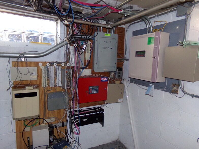 More Photos Of 721 Lincoln Way E, Massillon Office Residential For Sale