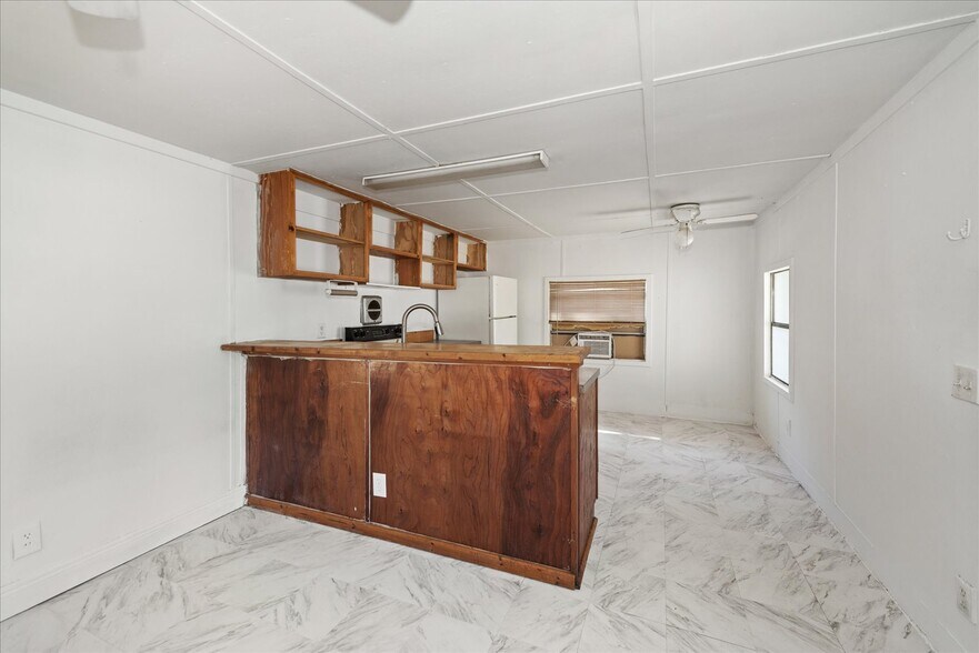 More Photos Of 380 San Jose St, North Fort Myers Manufactured Housing Mobile Home Park For Sale