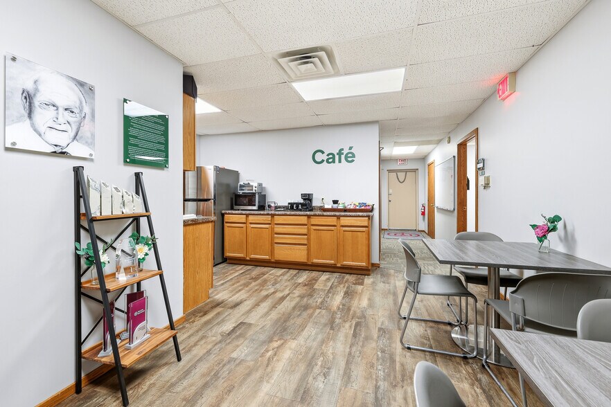 More Photos Of 1840 Post Rd, Plover Storefront Retail Office For Sale