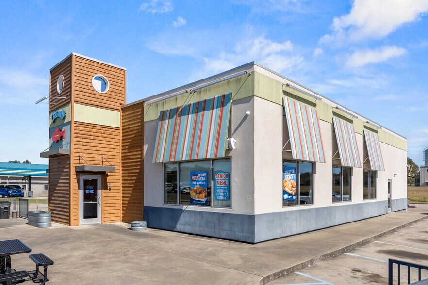More Photos Of 5810 Highway 45 Alt, West Point Fast Food For Sale