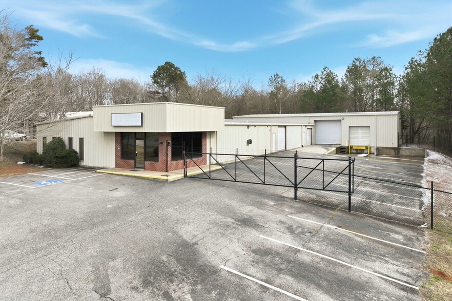 Primary Photo Of 3743 Old Flowery Branch Rd, Oakwood Warehouse For Lease