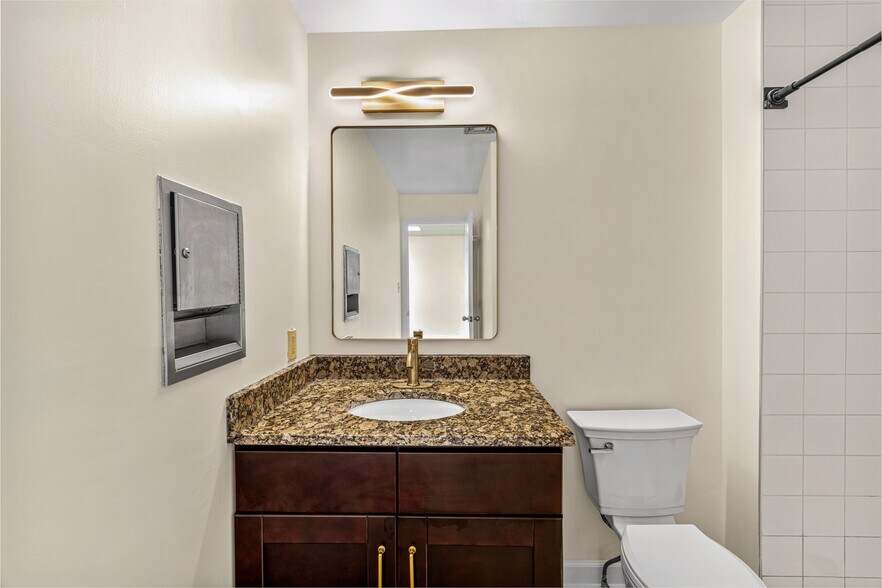 More Photos Of 35-37 Tamarack Cir, Skillman Medical For Lease