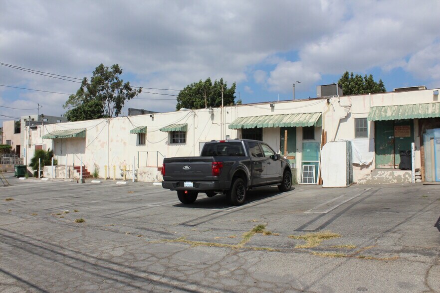 More Photos Of 2435-2441 W Beverly Blvd, Montebello General Retail For Sale