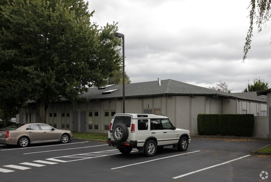 More Photos Of 12911 120th Ave NE, Kirkland Medical For Lease