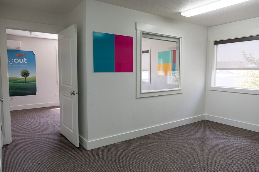 More Photos Of , Ontario Unknown For Sale